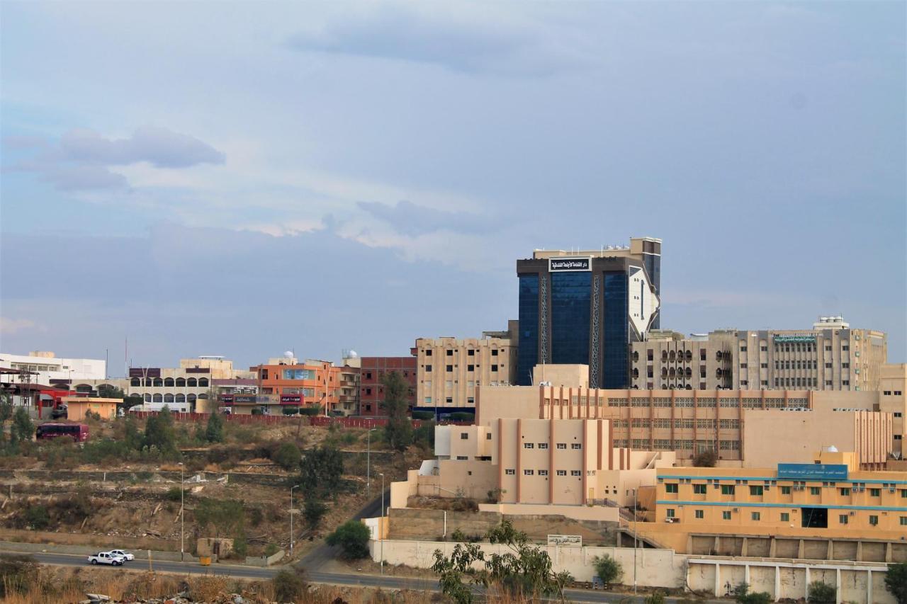 Al BahaDar Alfakhama公寓式酒店 外观 照片